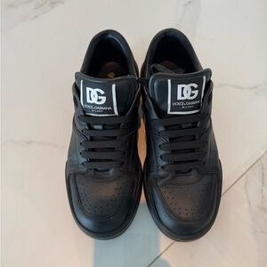 Dolce & Gabbana Men's Black Leather Sneakers